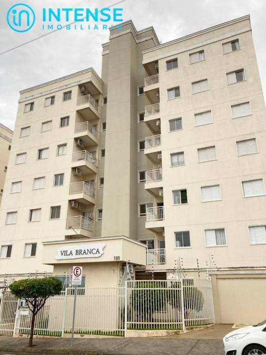 Apartamento em Parque Universitário