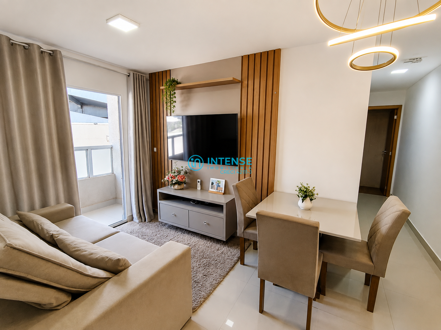 Apartamento em Jardim Alphacenter