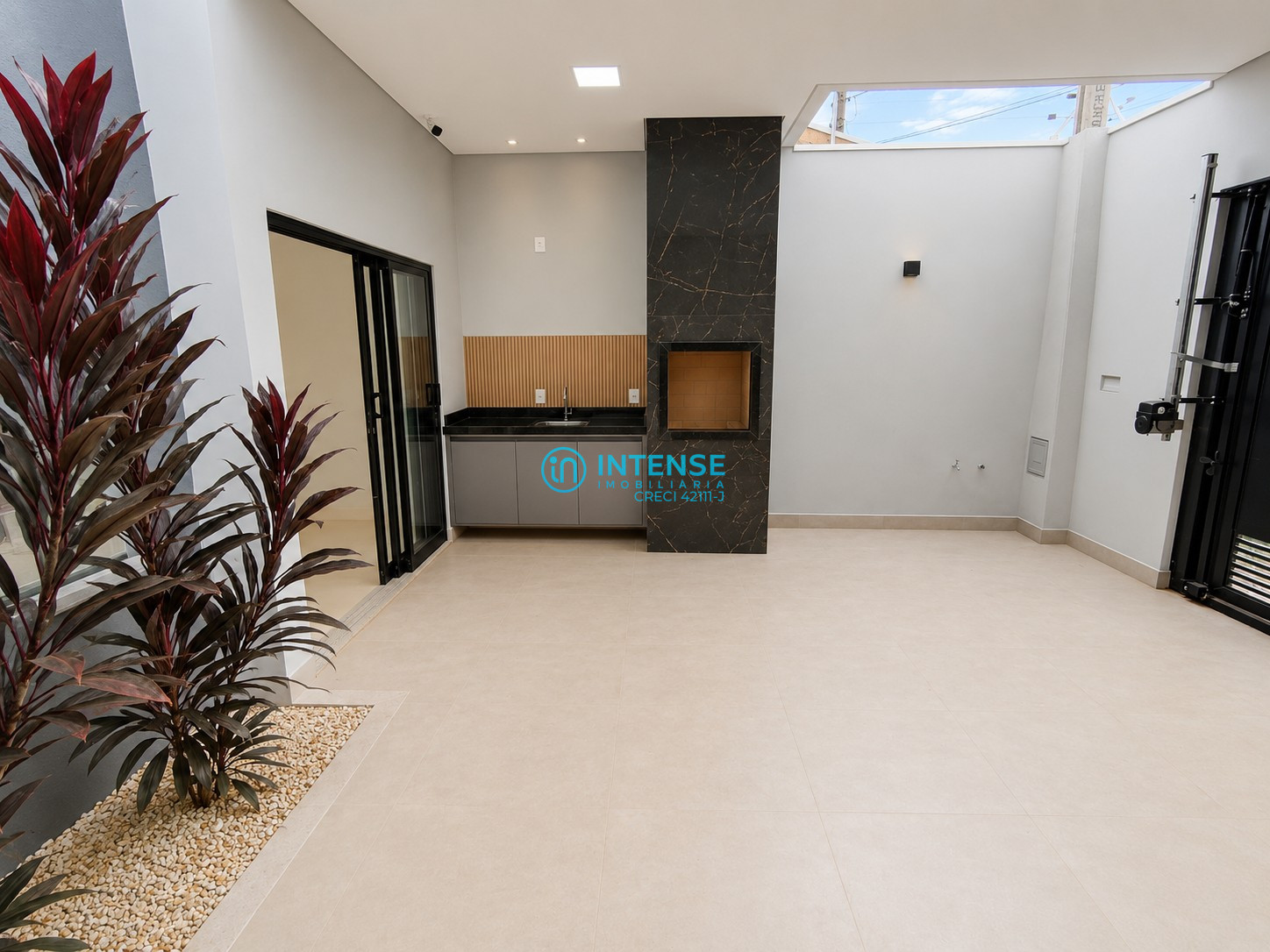 Casa com 3 dormitórios à venda, 109m² por R$ 750.000,00 - Vila Pântano II - Santa Bárbara D'Oeste/SP — foto 2