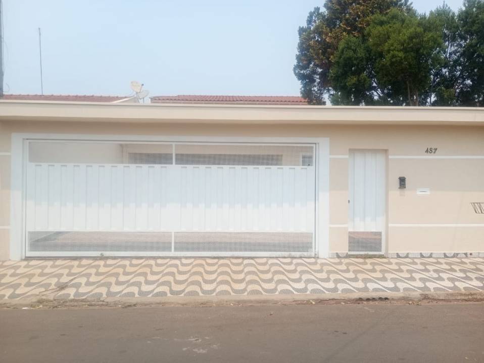 Casa em Jardim Pérola