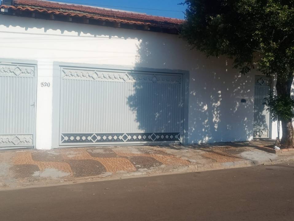 Casa em Conjunto Habitacional 31 de Março (COHAB)