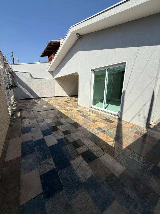 Casa em Jardim Turmalinas