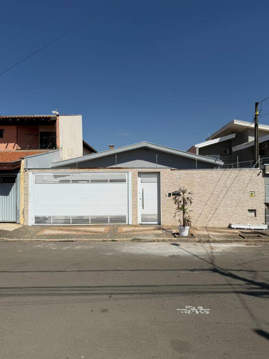 Casa, à venda, 275 m², por R$ 800.000,00 - Jardim Turmalinas - Santa Bárbara D'Oeste/SP — foto 2