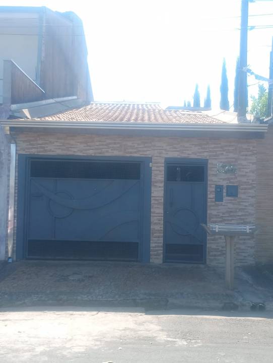 Casa em Jardim Santa Rita de Cássia