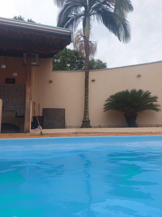 Casa em Jardim Residence Rio Verde