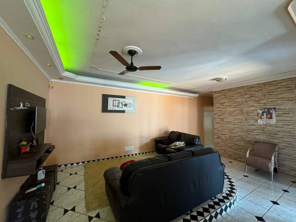 Casa, à venda, 392 m², por R$ 550.000,00 - Jardim Residence Rio Verde - Pirassununga/SP — foto 3