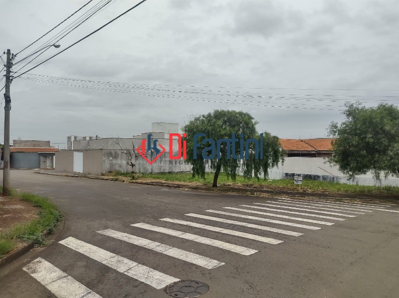 Terreno / Lote em Terras de Santa Bárbara