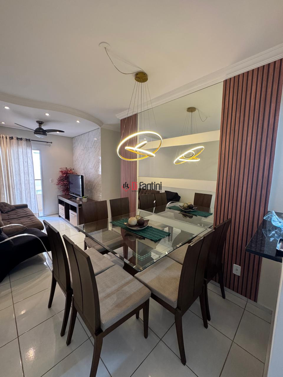 Apartamento em Vila Omar