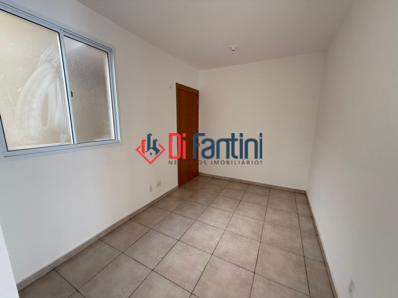Apartamento em JARDIM ITAPUÃ