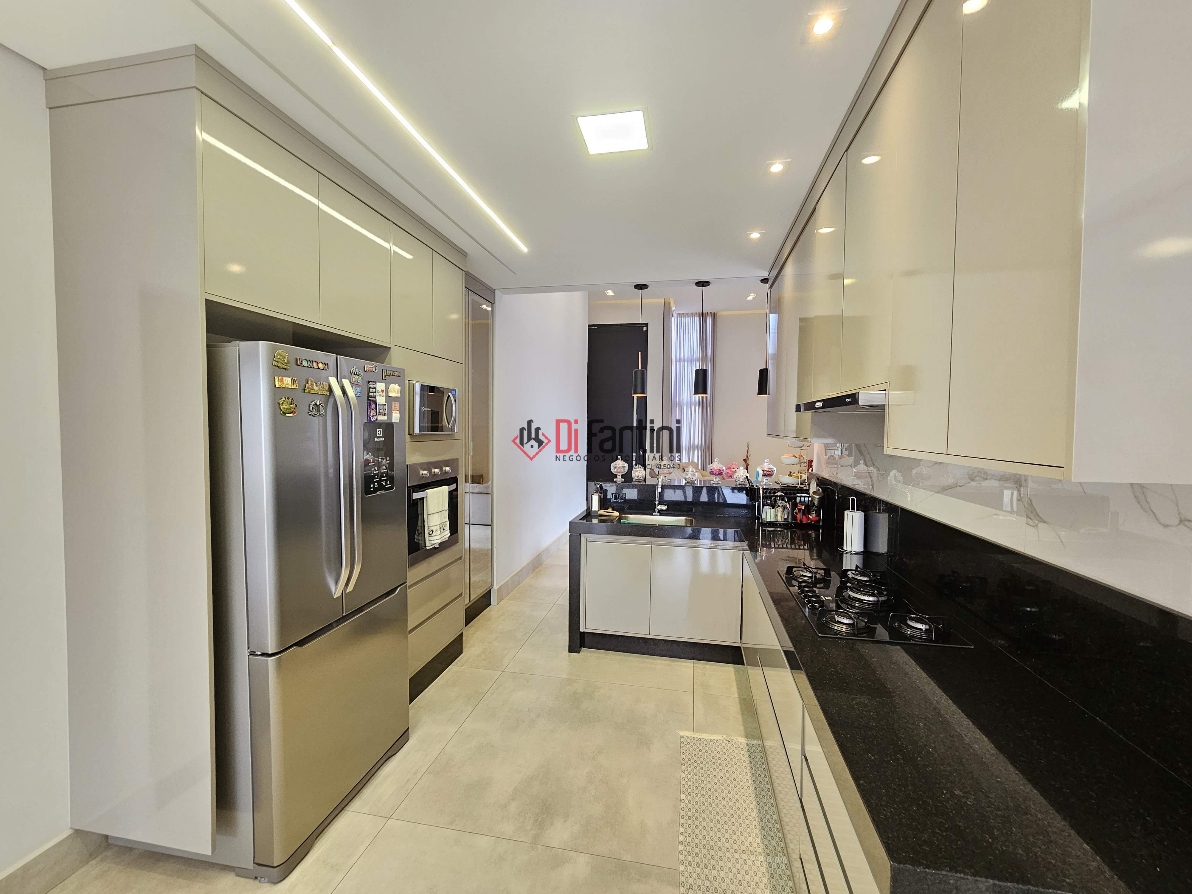 Casa no Condomínio Macknight, 3 suítes à venda, 220m² por R$ 1.600.000,00 - Santa Bárbara D'Oeste/SP — foto 5