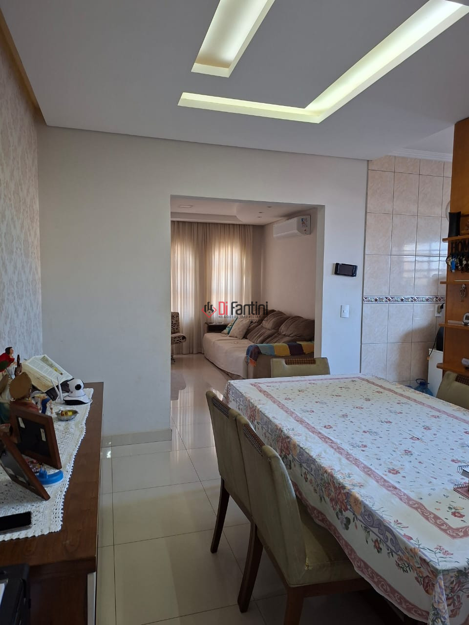 Casa com 3 dormitórios à venda, 240m² por R$ 790.000,00 - Parque Novo Mundo - Americana/SP — foto 3