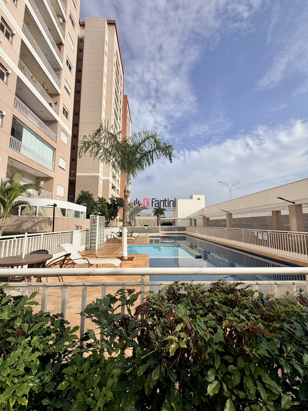 Apartamento em Jardim Jacyra