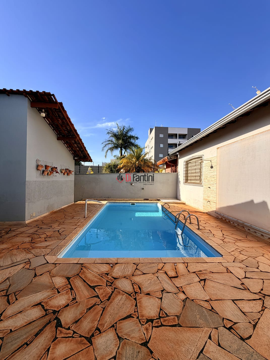 Casa com 3 dormitórios à venda, 233m² por R$ 850.000,00 - Vila Mac Knight - Santa Bárbara D'Oeste/SP — foto 2