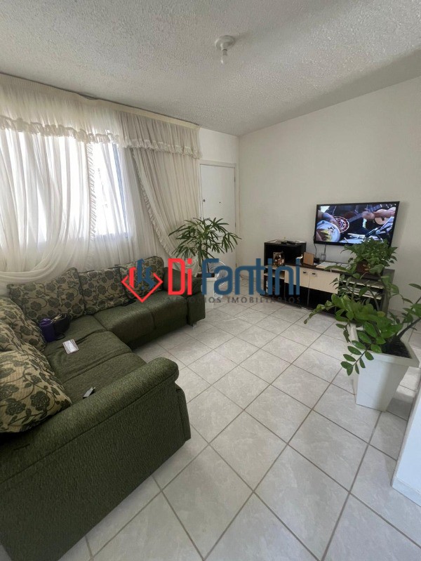 Apartamento em Parque Residencial do Lago