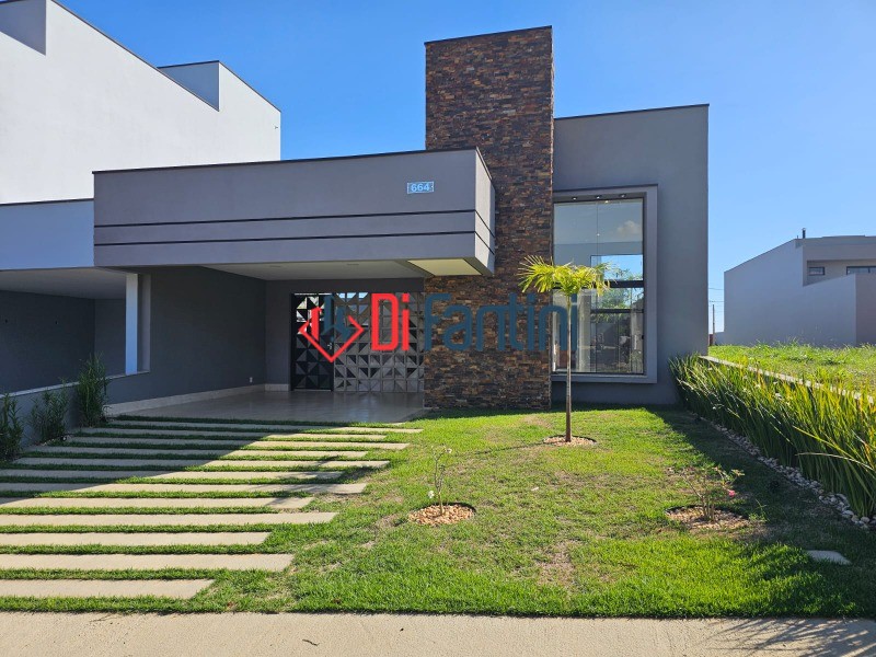 Casa em condomínio em Parque dos Pinheiros
