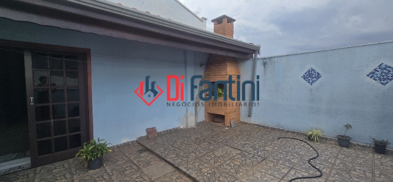 Sobrado em Parque Residencial Jaguari