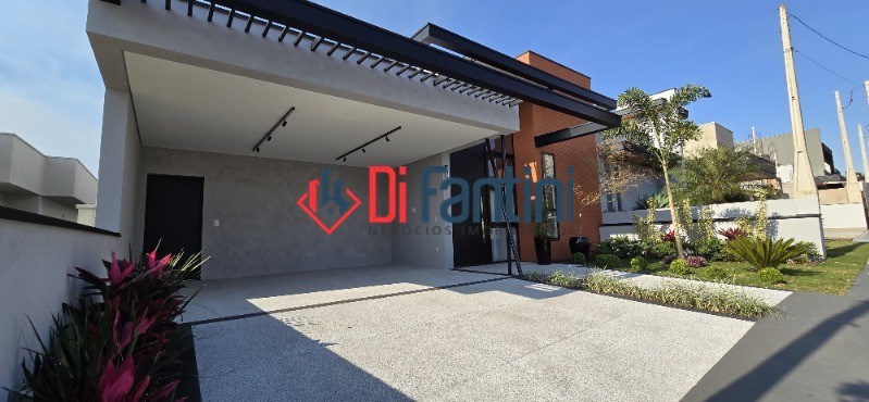 Casa em condomínio em CONDOMÍNIO SOLAR DAS ESMERALDAS