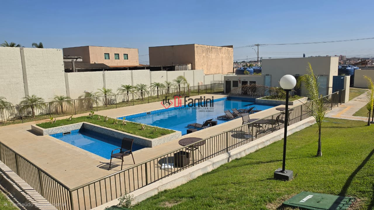Apartamento em Chacara Taver