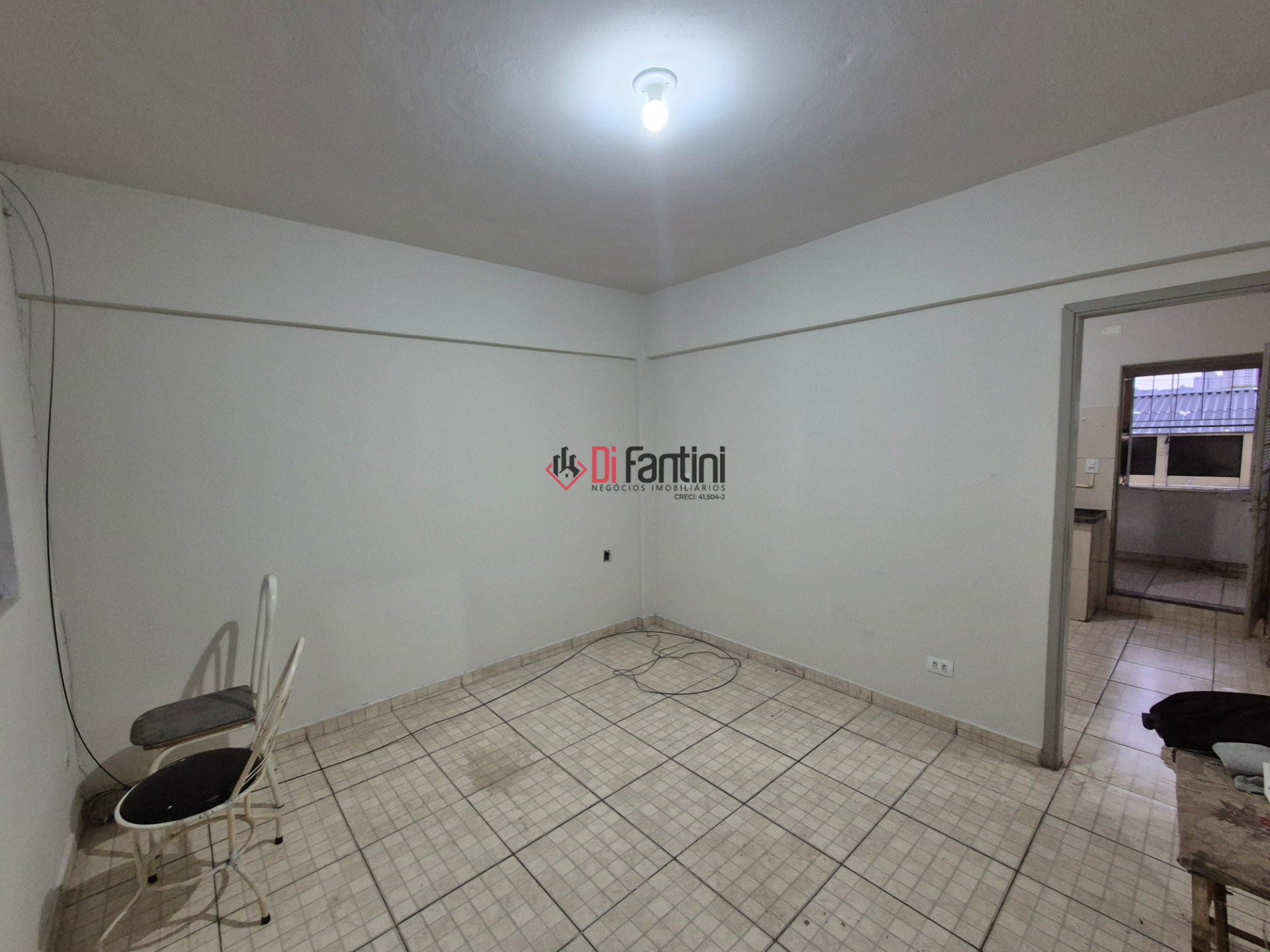 Apartamento kitinetão com 1 dormitório para locação, 45m² por R$ 750,00/mês, mais IPTU R$53,00+agua RS45,00- Cidade Jardim - Americana/SP — foto 2