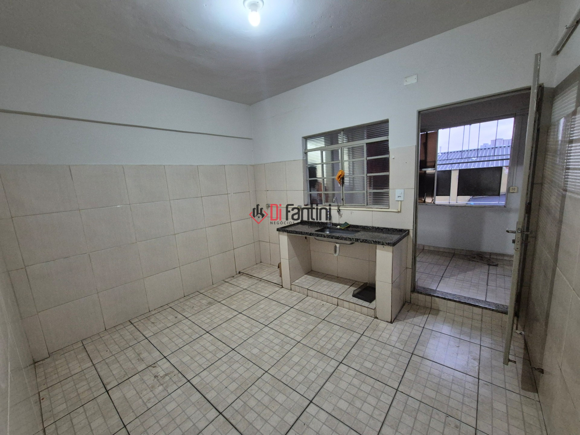 Apartamento kitinetão com 1 dormitório para locação, 45m² por R$ 750,00/mês, mais IPTU R$53,00+agua RS45,00- Cidade Jardim - Americana/SP — foto 3