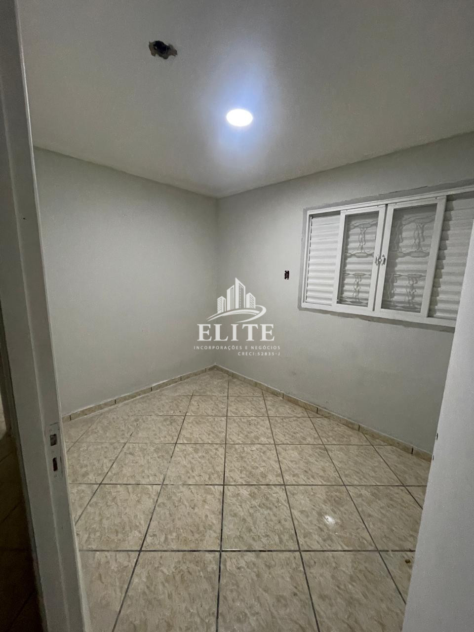 Casa residencial bem localizada — foto 5