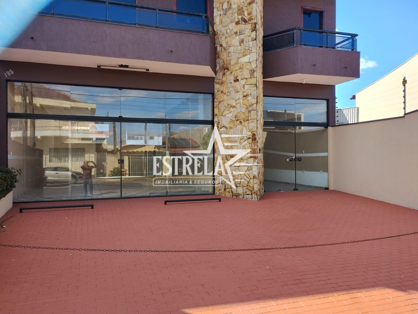 Salão Comercial / Loja em Jardim Brasil