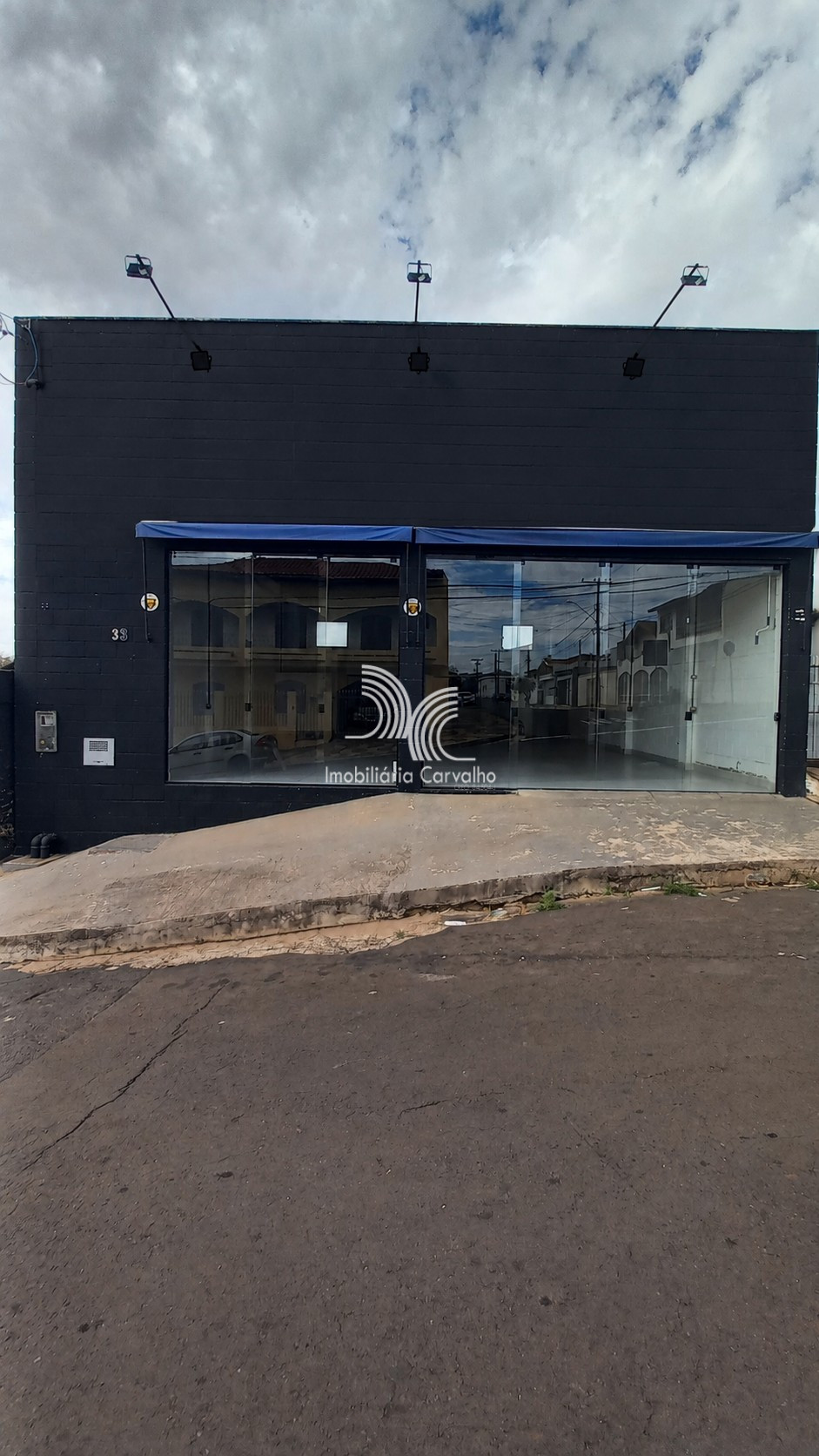 Salão Comercial / Loja em Jardim América