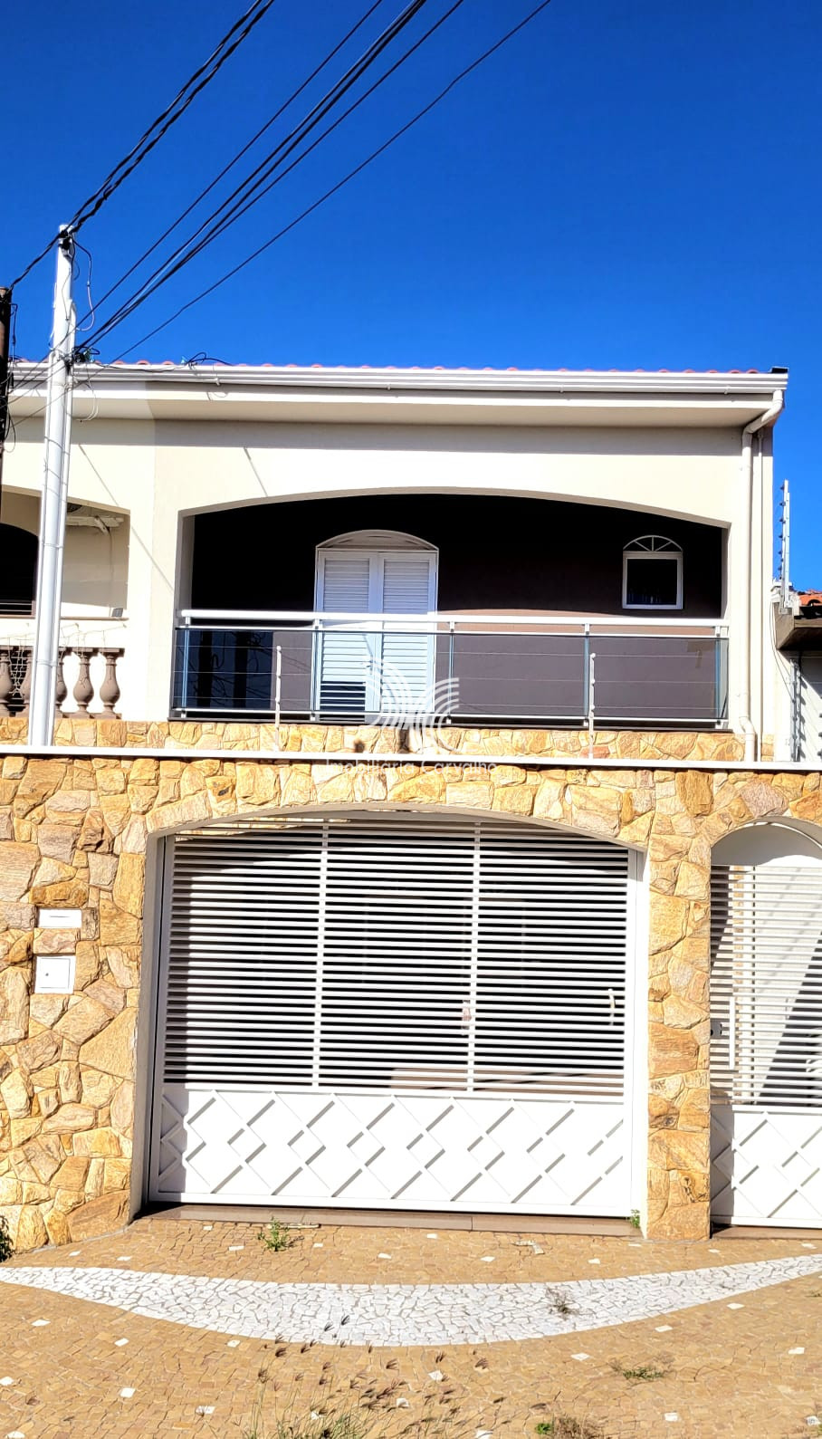 Sobrado com 3 dormitórios à venda, 196m² por R$ 650.000,00 - Jardim Laudissi - Santa Bárbara D'Oeste/SP — foto 2