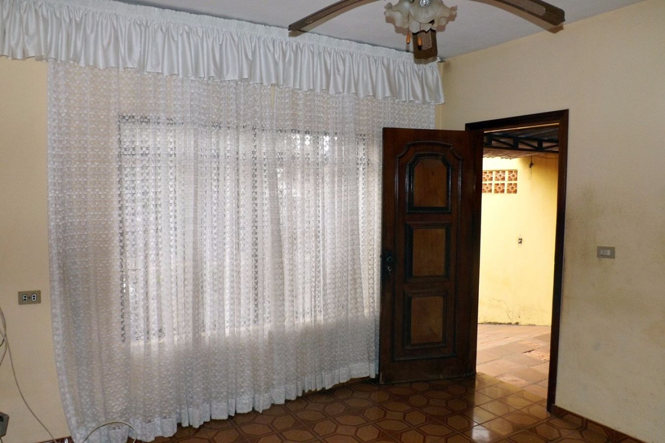 Casa com 3 dormitórios à venda, 92m² por R$ 350.000,00 - Jardim Sartori - Santa Bárbara D'Oeste/SP — foto 4