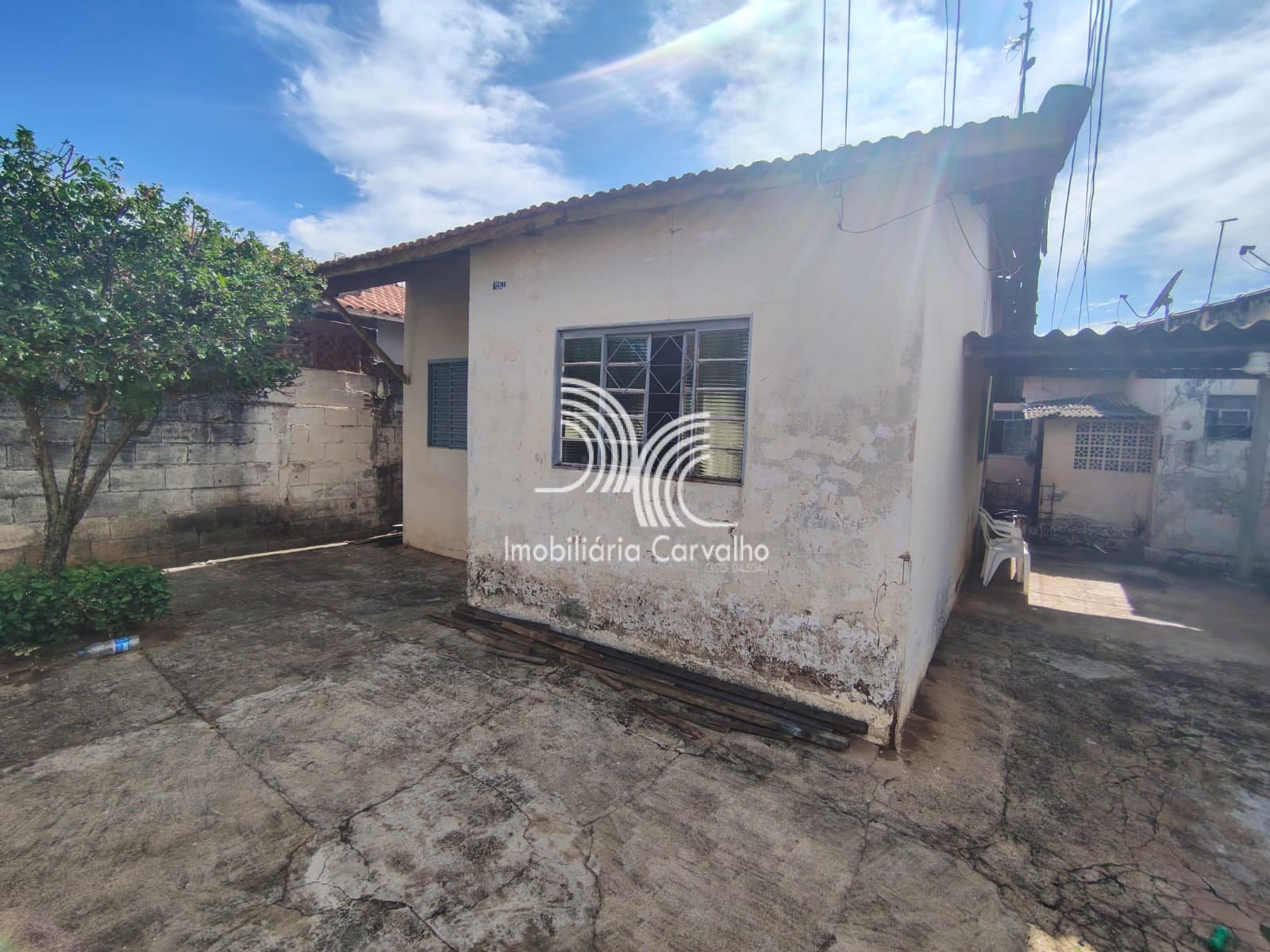 Casa em Conjunto Habitacional Santa Terezinha