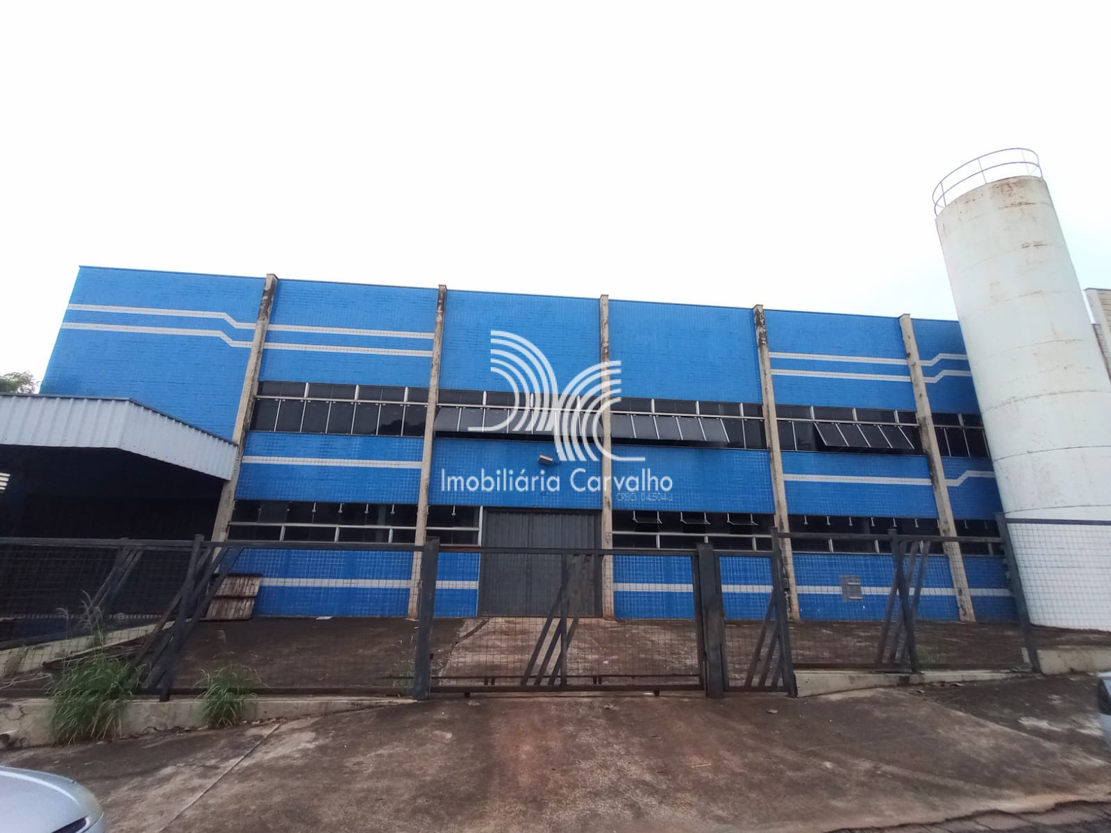 Salão Industrial em Distrito Industrial