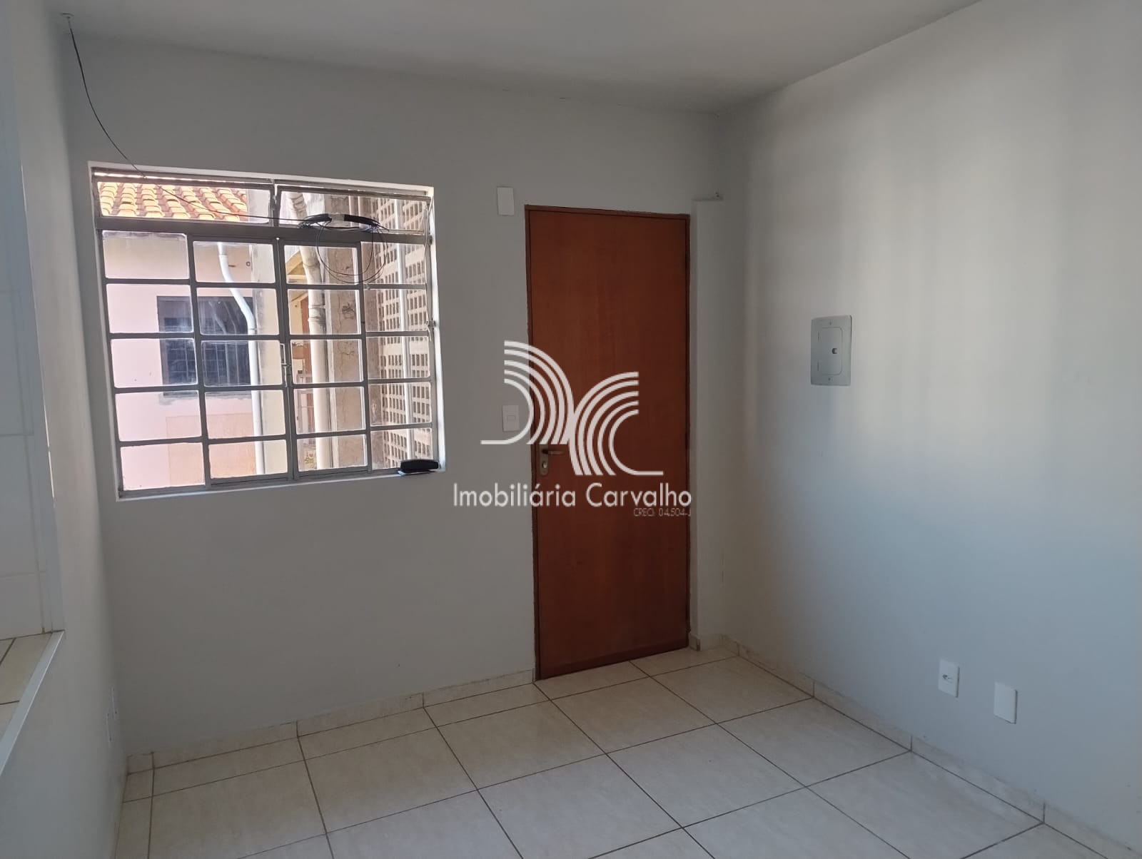 Apartamento em Conjunto Habitacional Roberto Romano