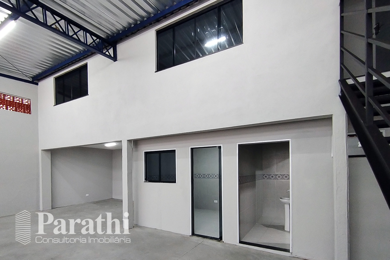 Salão comercial para locação em excelente ponto do São Manoel, em Americana (SP). Área: 260 m². Valor: R$ 4.000,00/mês — foto 3