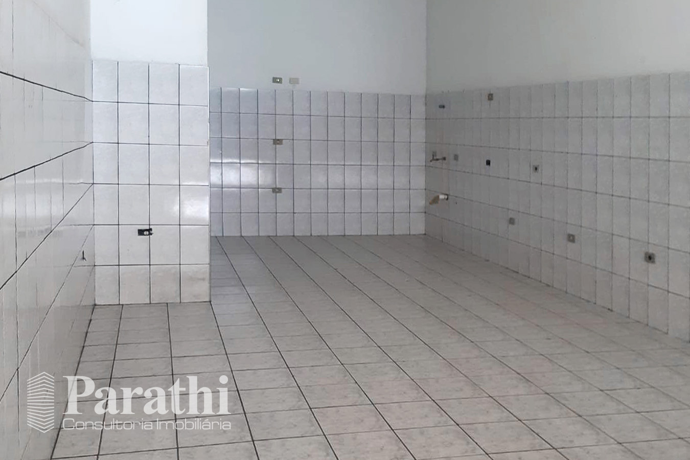 Sala Comercial / Escritorio / Consultório em Parque Residencial Jaguari