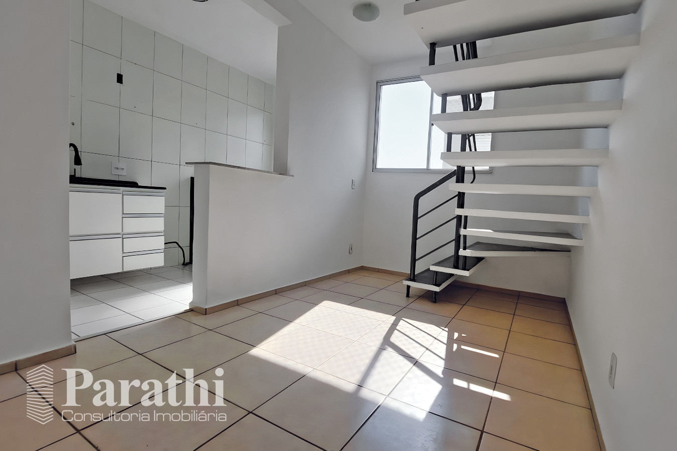 Apartamento com 2 dormitórios à venda (R$ 290.000,00) ou locação (R$ 1.500,00/mês) no Condomínio Spazio Aramis, em Americana (SP), com 102m² de área útil. — foto 2