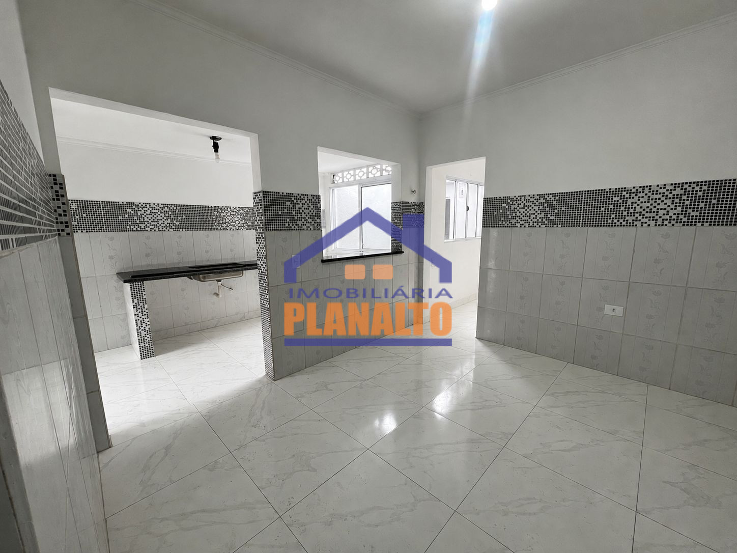 Casa com 2 dormitórios à venda, 100m² por R$ 360.000,00 - Jardim das Palmeiras - Santa Bárbara D'Oeste/SP — foto 3