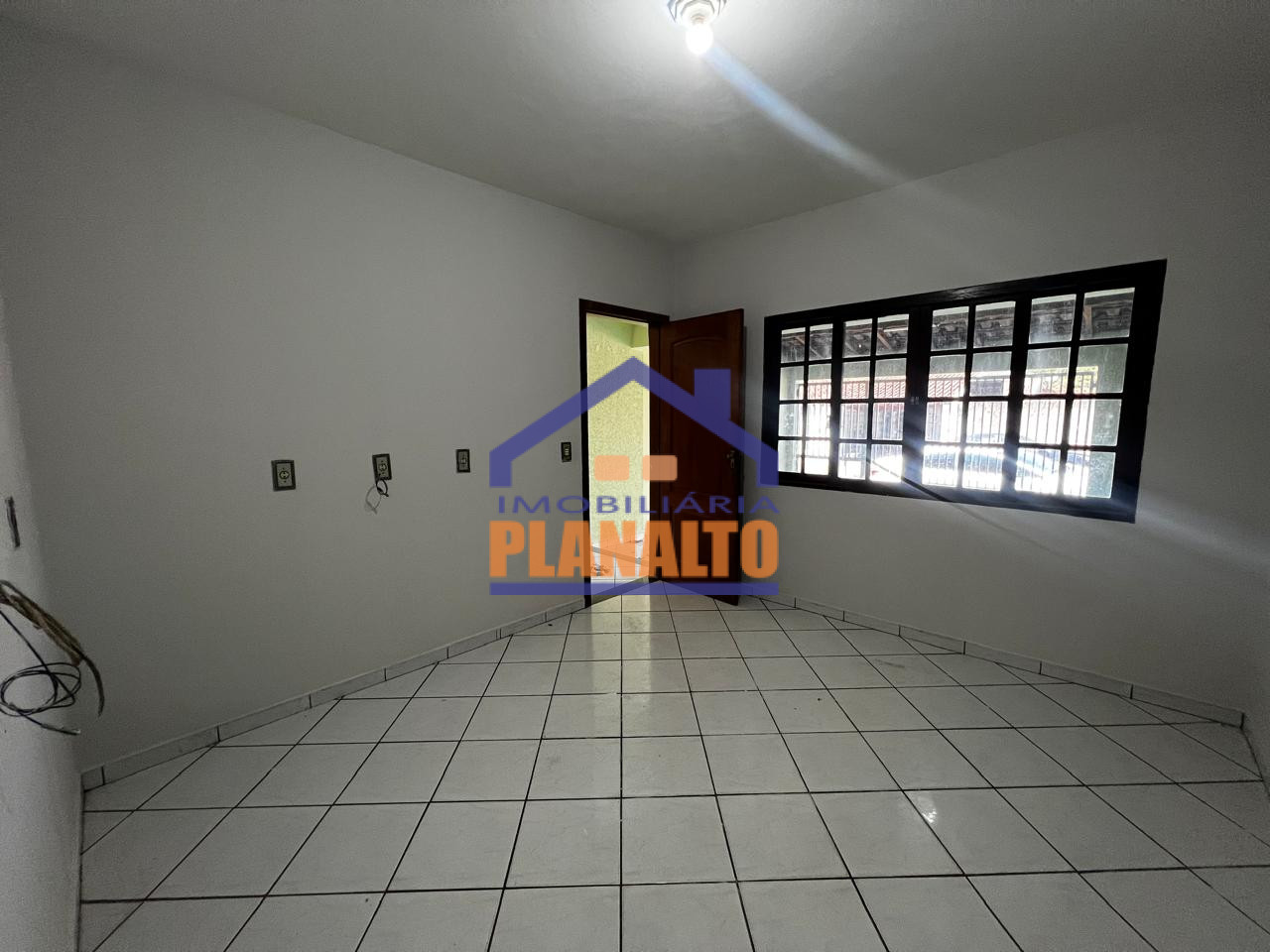 Casa com 2 dormitórios à venda, 113m² por R$ 300.000,00 - Parque Planalto - Santa Bárbara D'Oeste/SP — foto 3