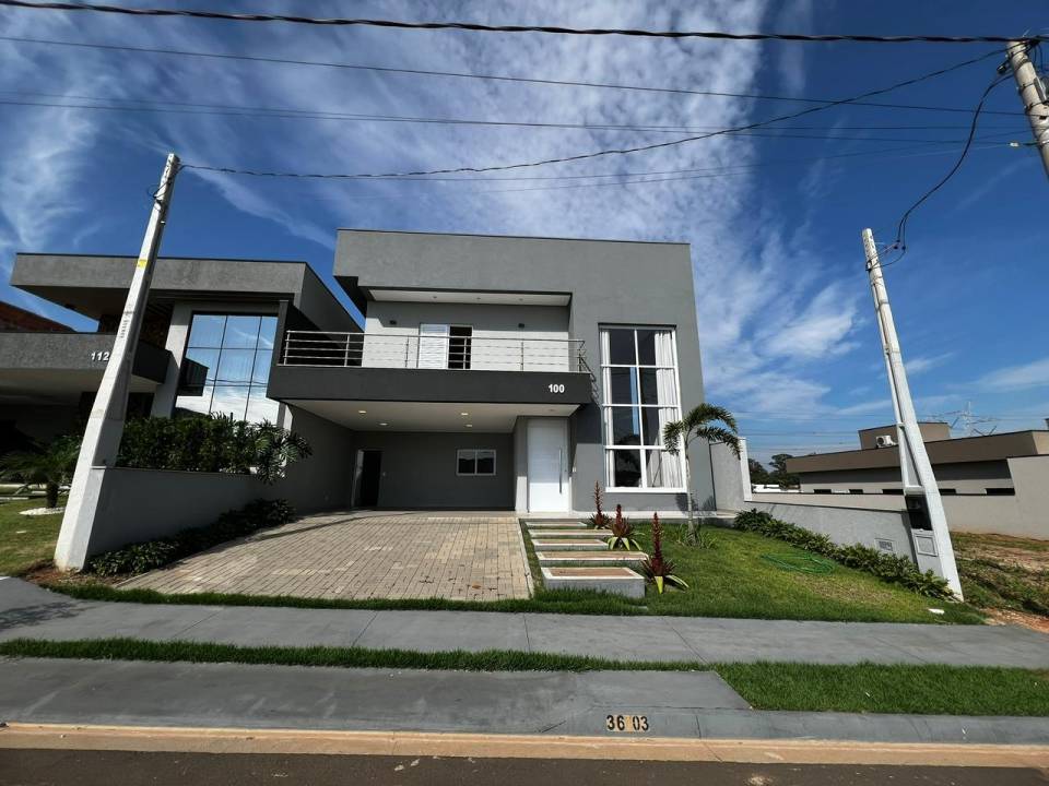 Casa em condomínio em Jardim Recanto das Águas
