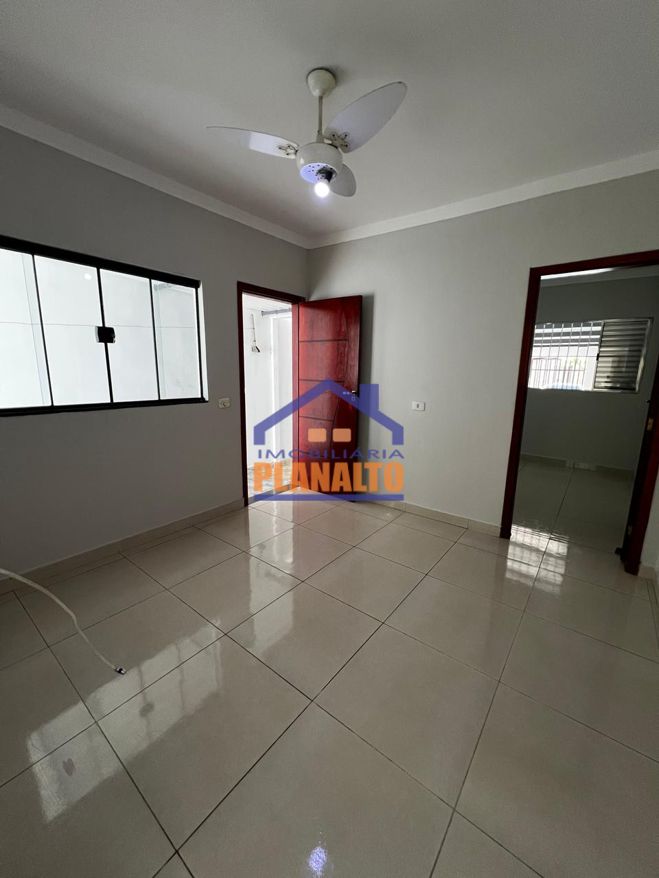 Casa com 2 dormitórios à venda, 90m² por R$ 370.000,00 - Jardim São Francisco - Santa Bárbara D'Oeste/SP — foto 3