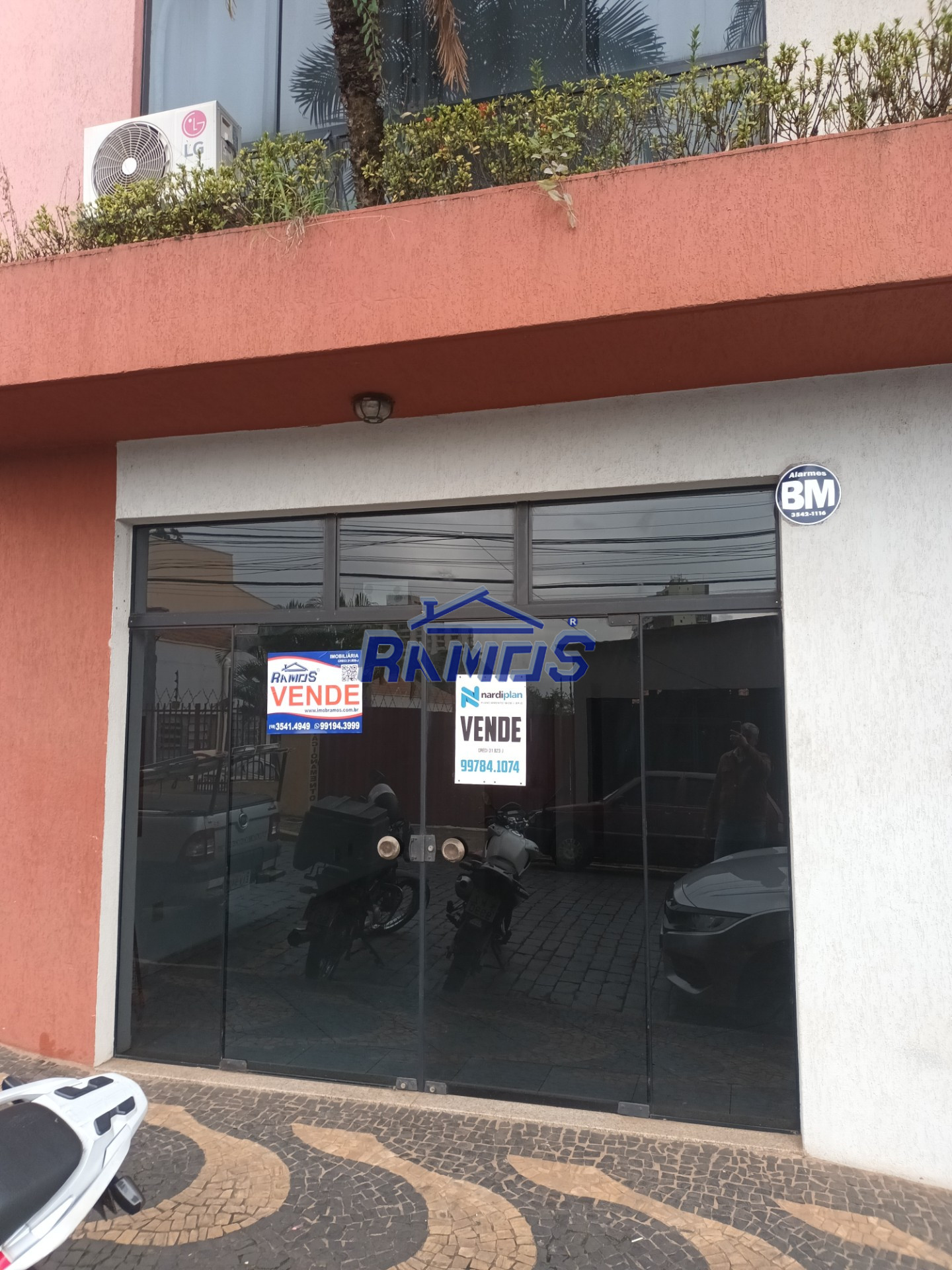 Sala Comercial / Escritorio / Consultório em Centro