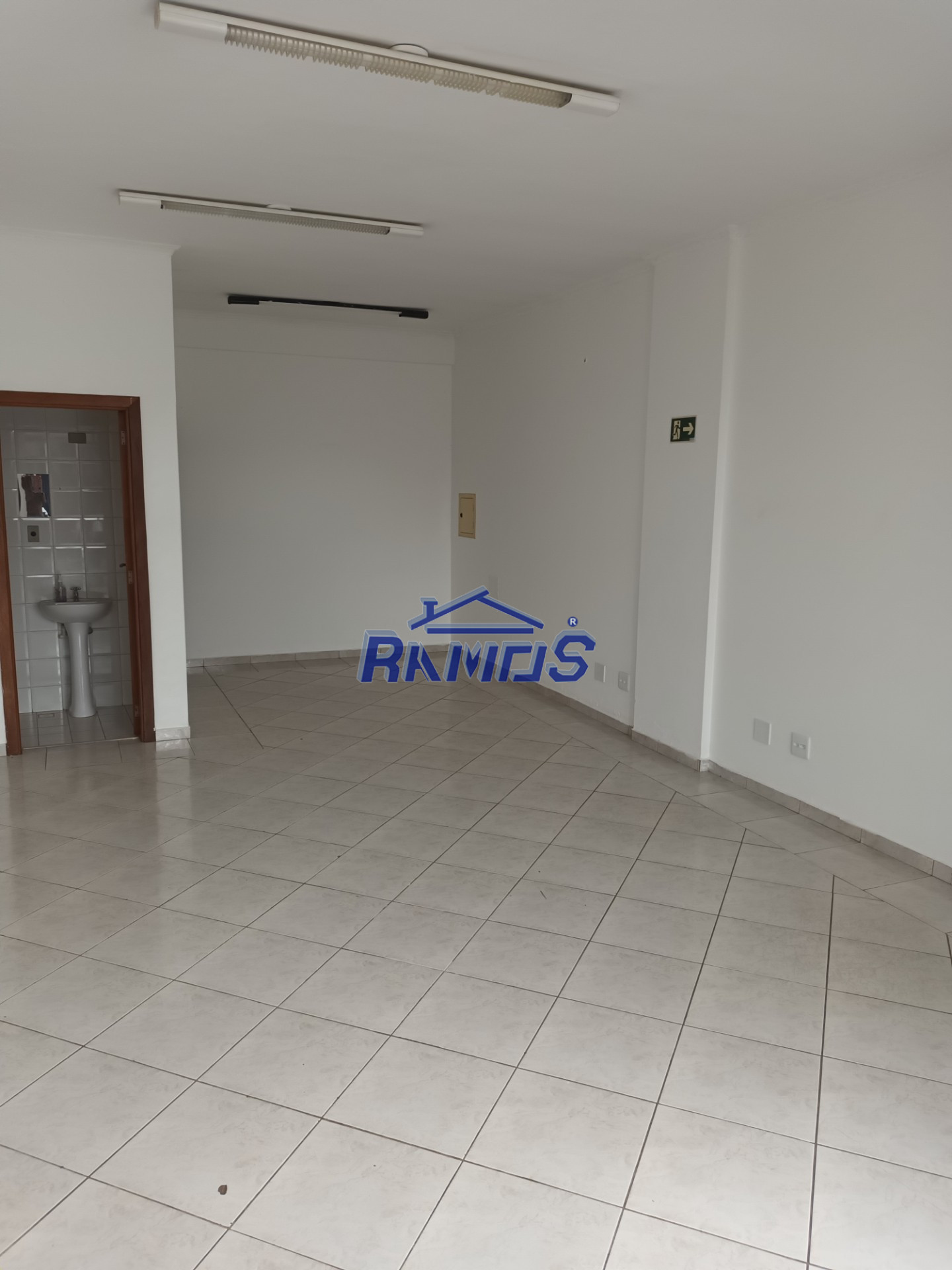 Sala Comercial / Escritorio / Consultório à venda, 50m² por R$ 165.000,00 - OFFICE CENTER - Araras/SP — foto 5