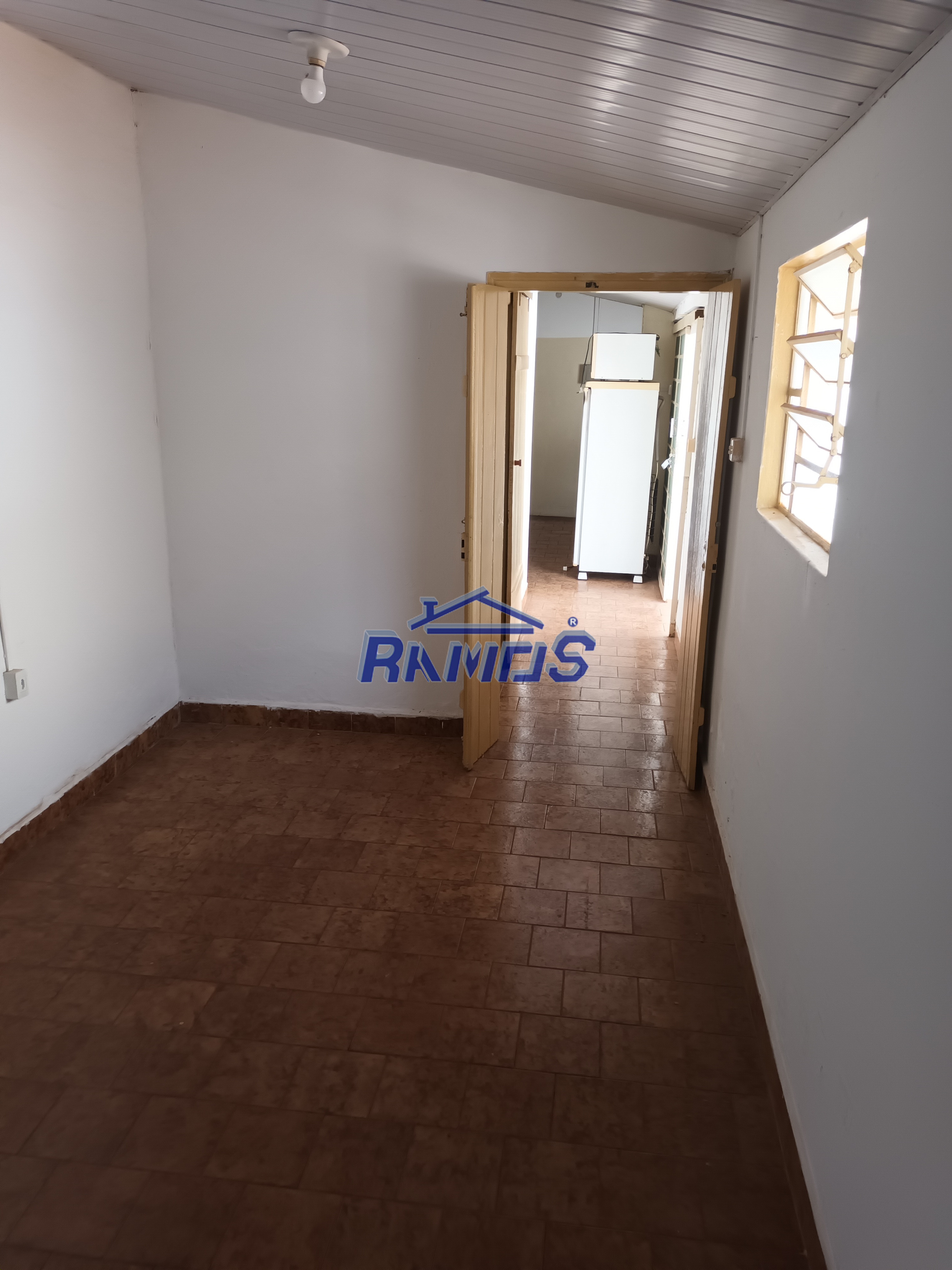 Casa, para locação, 60 m², por R$ 750,00 - Centro - Araras/SP — foto 1