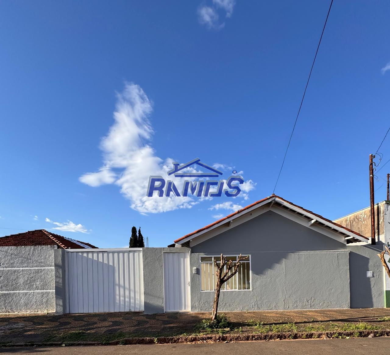 Casa em JD. CANDIDA