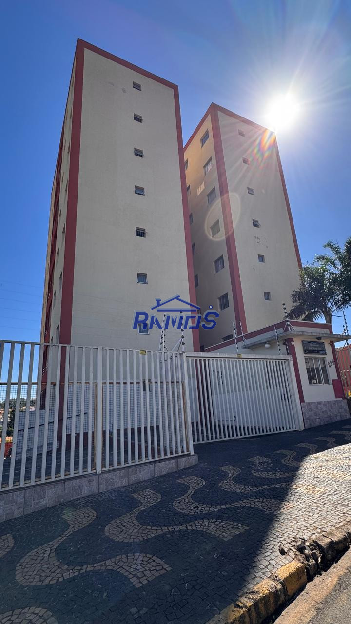 Apartamento em Jardim Santa Rosa
