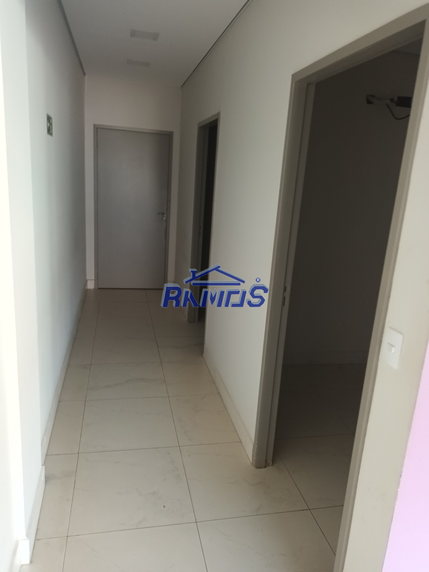 Sala Comercial / Escritorio / Consultório para locação por R$ 2.600,00/mês - Centro - Araras/SP — foto 5