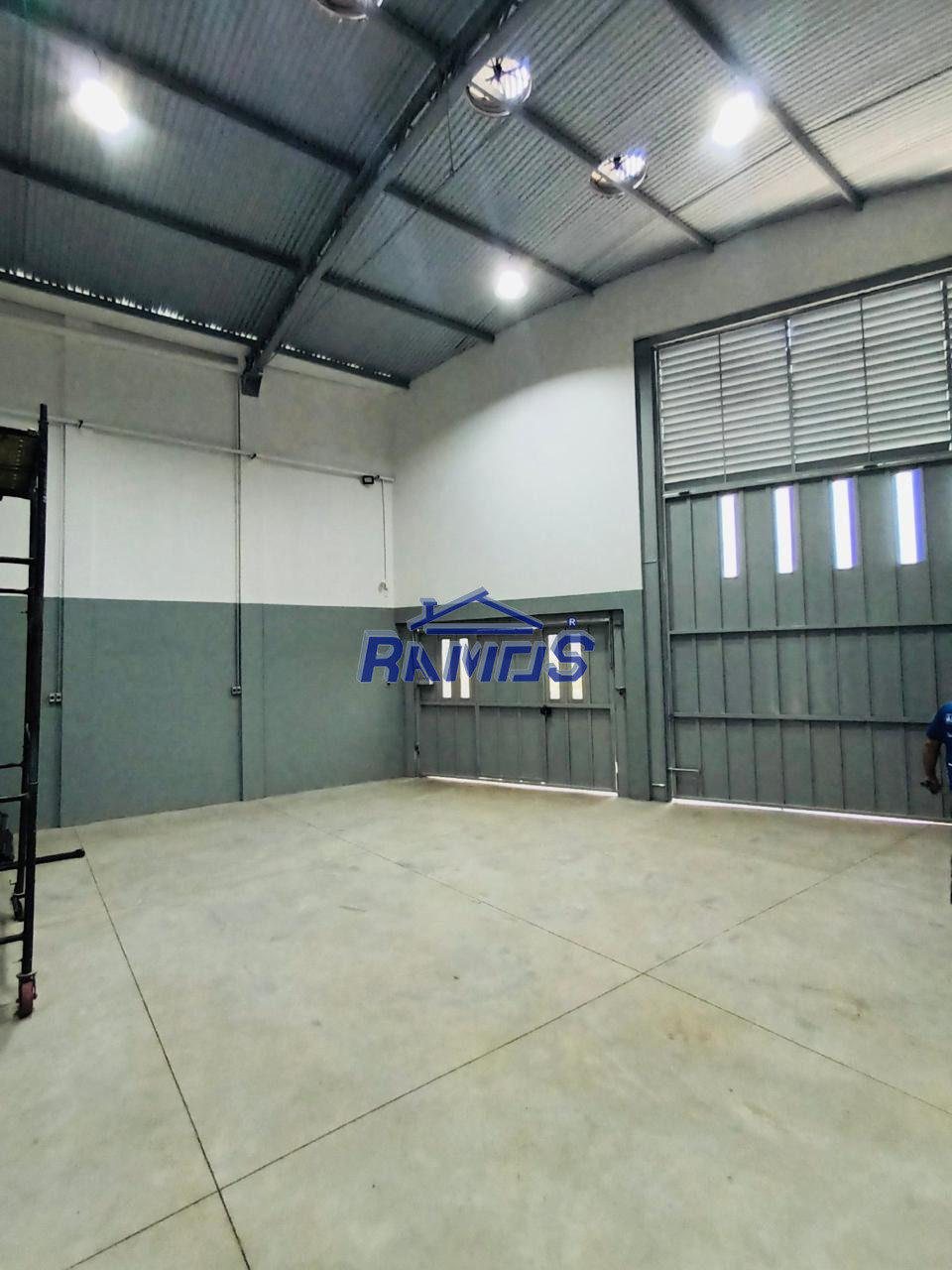Galpão para locação, 300m² por R$ 4.500,00/mês - Jardim Nova Araras - Araras/SP — foto 3