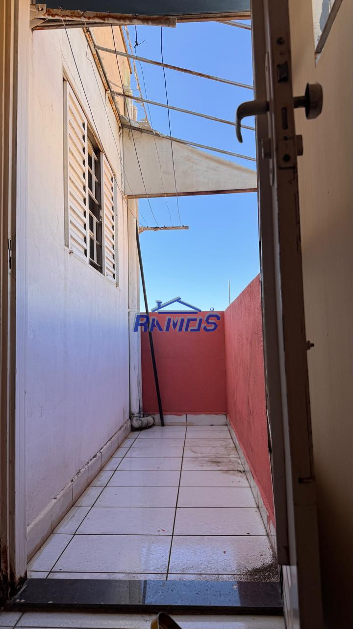 Casa com 2 dormitórios para locação por R$ 1.150,00/mês - Jardim Oswaldo Buzolin - Araras/SP — foto 4