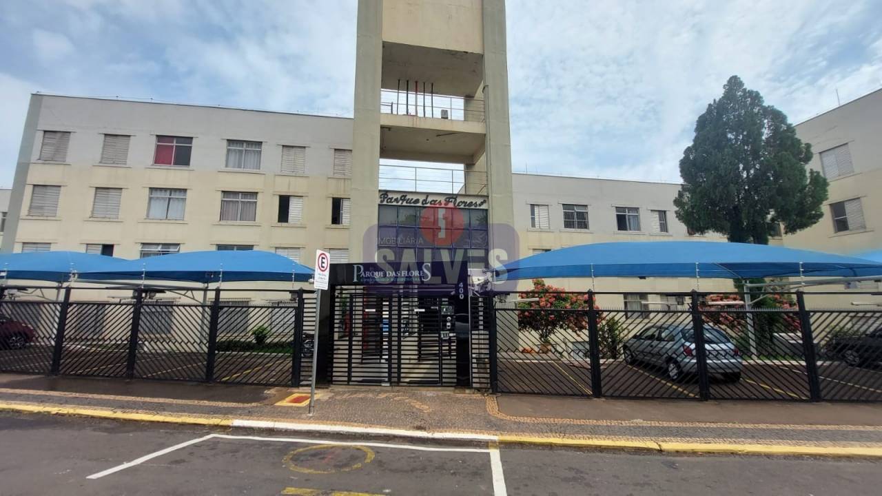 Apartamento em Vila Galo