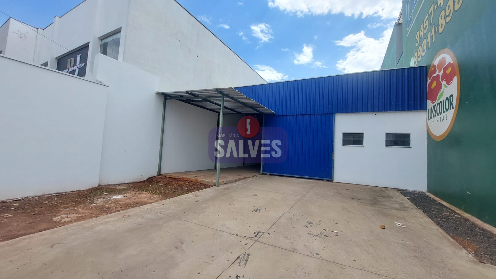 Salão Comercial / Loja em Vila Ferrarezi