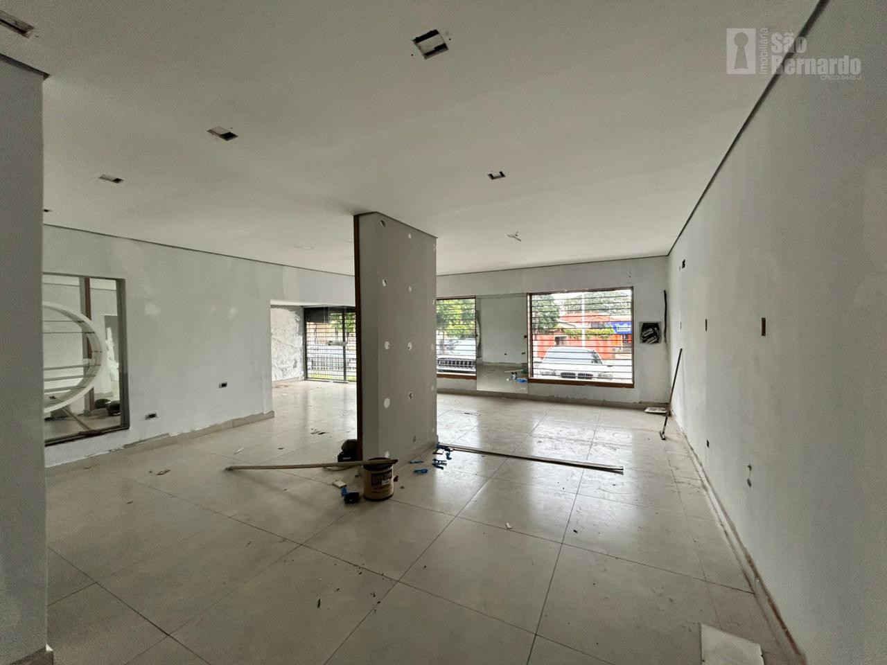Casa comercial em Vila Pavan